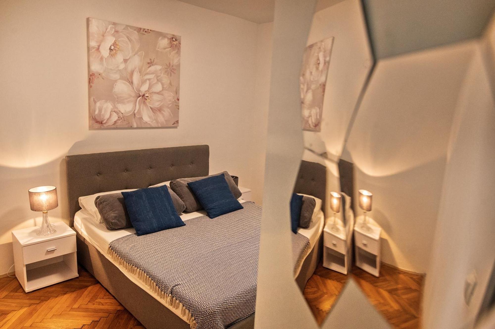 Apartment Pape Сплит Екстериор снимка